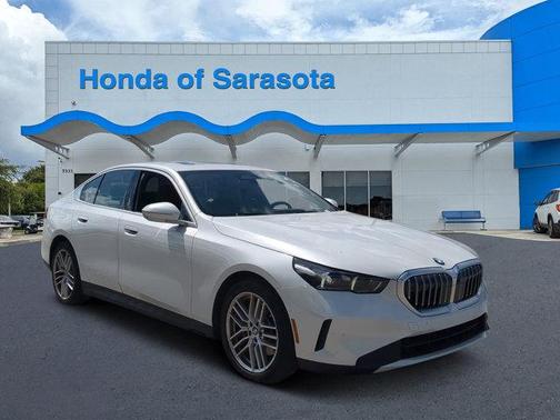 2024 BMW 530 i