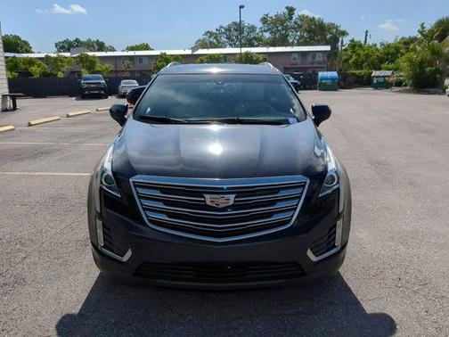 2017 Cadillac XT5 Base