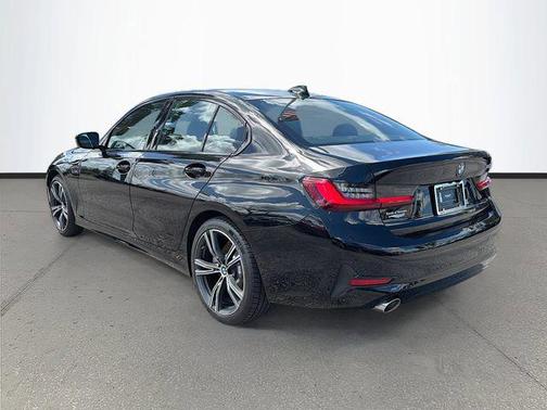 2022 BMW 330 330i