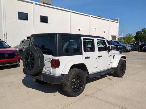 2023 Jeep Wrangler 4xe Sahara