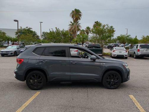 2022 Volkswagen Taos 1.5T SEL