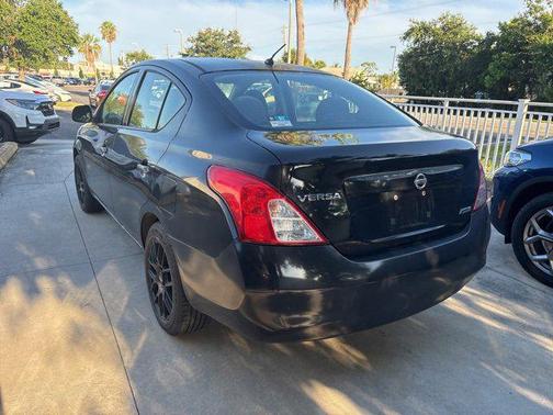 2012 Nissan Versa 1.6 S