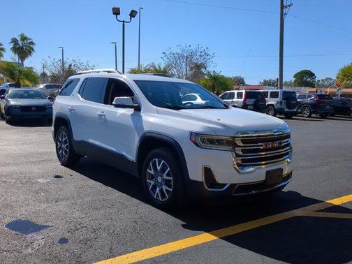 2023 GMC Acadia AWD SLT