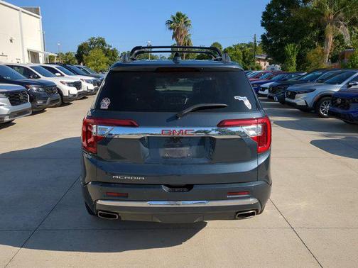 2020 GMC Acadia Denali