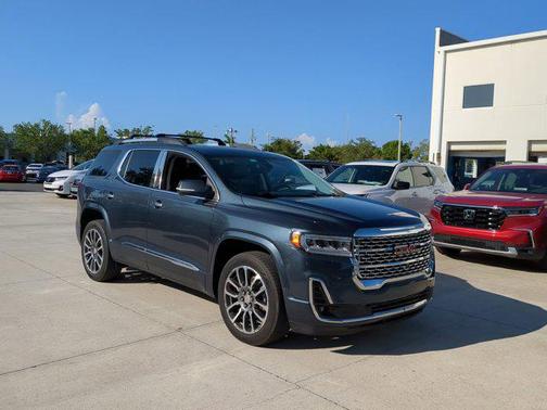 2020 GMC Acadia Denali