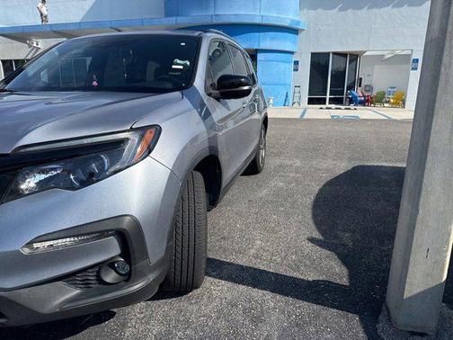 2022 Honda Pilot 2WD Sport