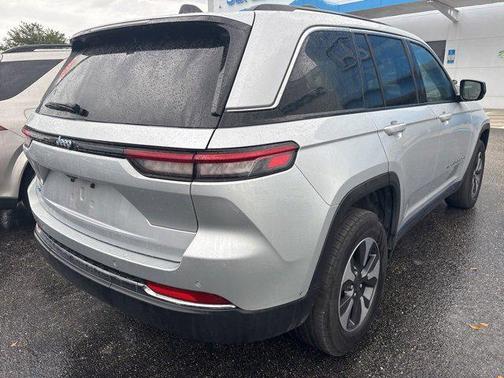 2023 Jeep Grand Cherokee 4xe Base
