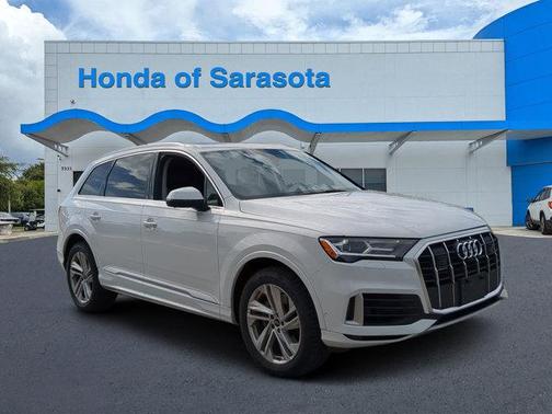 2023 Audi Q7 55 Premium Plus