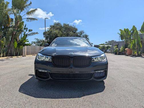 2018 BMW 740 740i