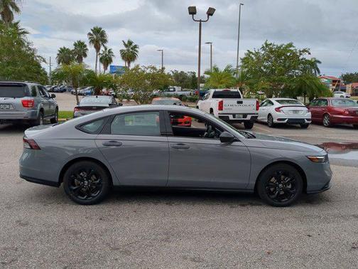 2025 Honda Accord Sport SE 1.5T