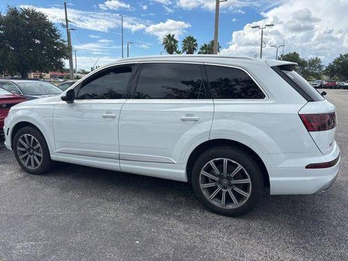2017 Audi Q7 3.0T Premium
