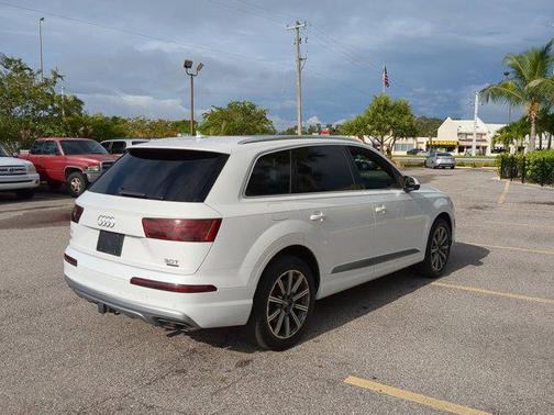2017 Audi Q7 3.0T Premium