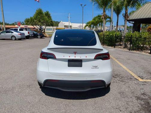 2022 Tesla Model Y Performance Dual Motor All-Wheel Drive