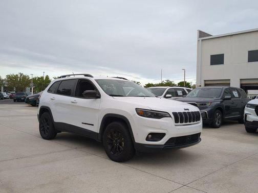 2023 Jeep Cherokee Altitude