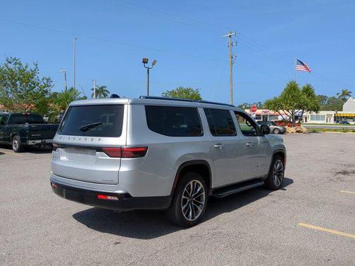 2024 Jeep Wagoneer L Series II 4x4