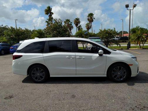 2025 Honda Odyssey Touring