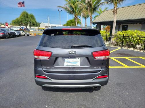 Platinum Graphite 2017 Kia Sorento EX