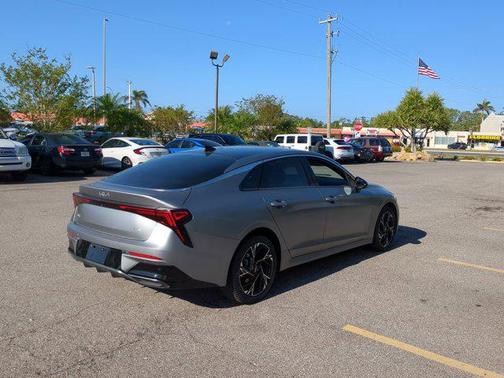 2025 Kia K5 GT-Line