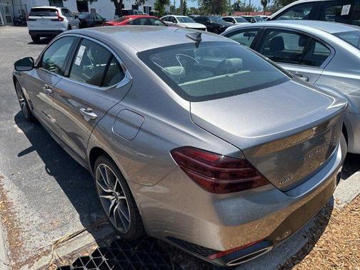 2024 Genesis G70 2.5T RWD