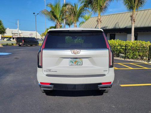 2023 Cadillac Escalade Premium Luxury