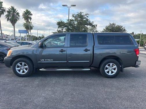 2012 Nissan Titan SV