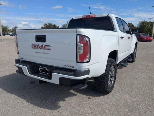 2022 GMC Canyon AT4