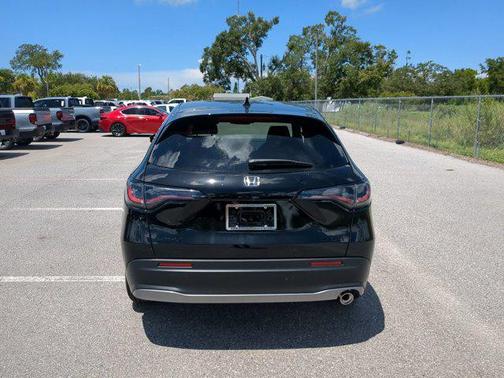 2026 Honda HR-V 2WD Sport