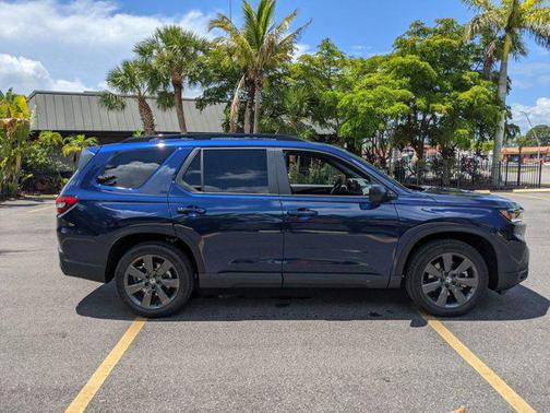 2025 Honda Pilot Sport