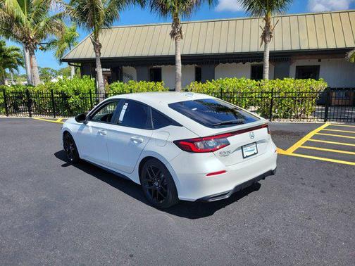 Platinum White Pearl 2024 Honda Civic Sport