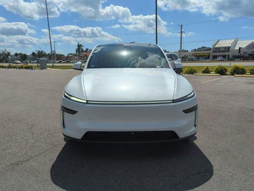 2026 Tesla Model Y Long Range Dual Motor All-Wheel Drive