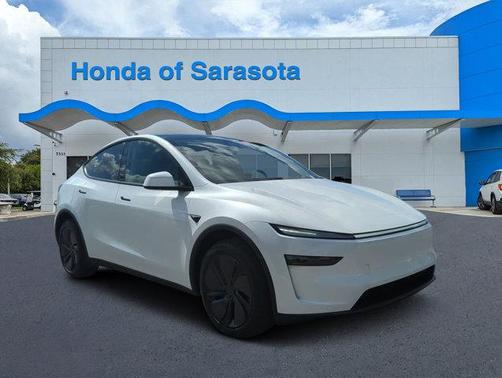 2026 Tesla Model Y Long Range Dual Motor All-Wheel Drive