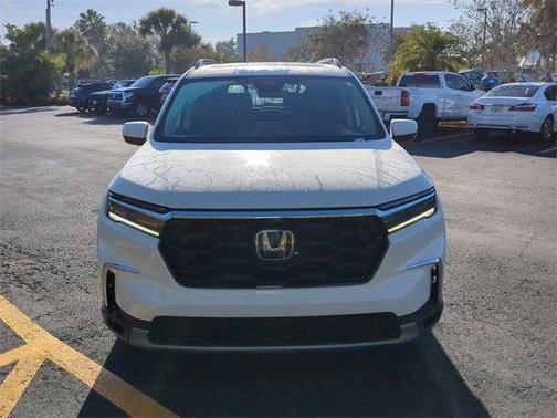 2023 Honda Pilot AWD Elite