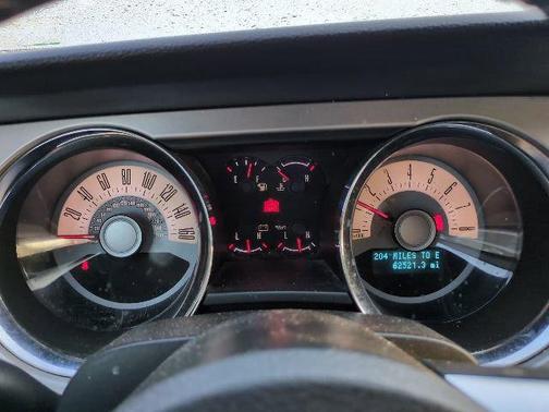 2012 Ford Mustang V6 Premium