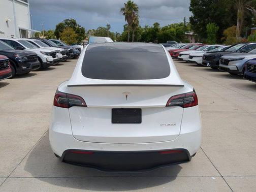 2022 Tesla Model Y Performance Dual Motor All-Wheel Drive