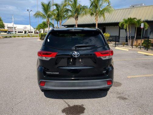 2018 Toyota Highlander LE Plus