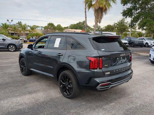 2022 Kia Sorento SX