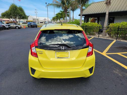 Mystic Yellow Pearl 2017 Honda Fit LX