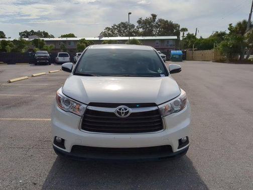 2016 Toyota Highlander LE Plus