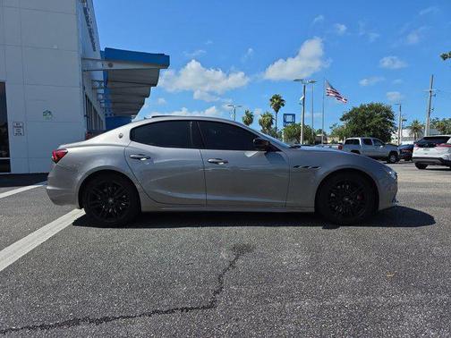 2021 Maserati Ghibli Base