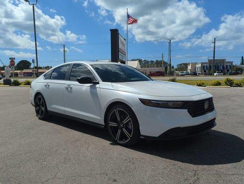 2023 Honda Accord Hybrid Base