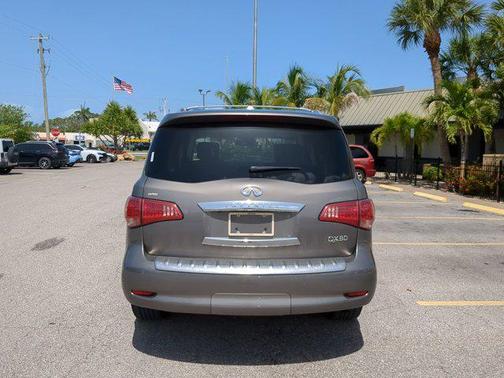 2017 INFINITI QX80 Base