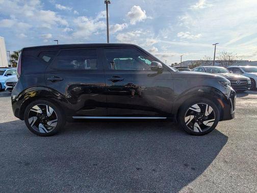 2023 Kia Soul GT-Line