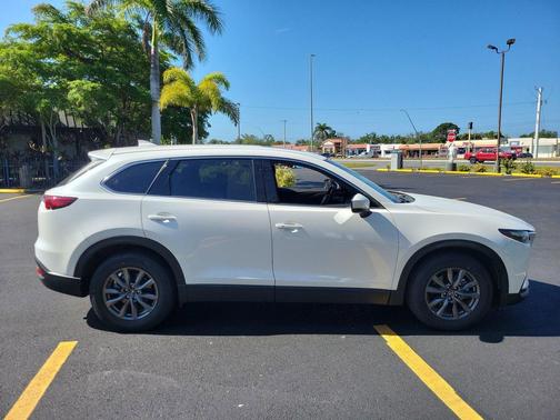 Snowflake White Pearl Mica 2023 Mazda CX-9 Touring