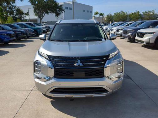2023 Mitsubishi Outlander PHEV 40th Anniversary S-AWC