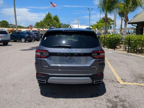 2025 Honda Pilot Elite
