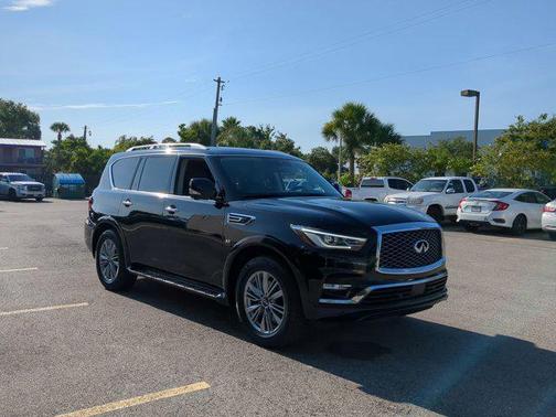 2018 INFINITI QX80 Base