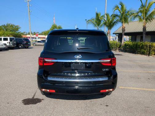 2018 INFINITI QX80 Base