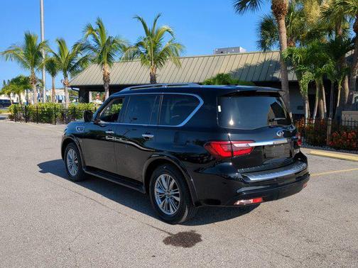 2018 INFINITI QX80 Base