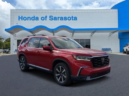 2025 Honda Pilot Touring 8-Passenger