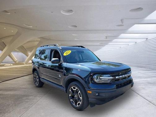 Alto Blue Metallic Tinted Clearcoat 2023 Ford Bronco Sport Outer Banks